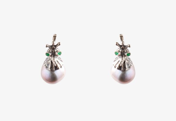 Silver peacock earrings with emeralds and pearls