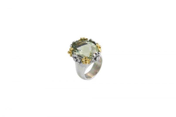 Bouquet frame ring with briolette cut gemstone