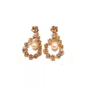 Bouquet earrings with pearl drop