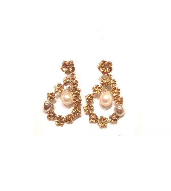 Bouquet earrings with pearl drop