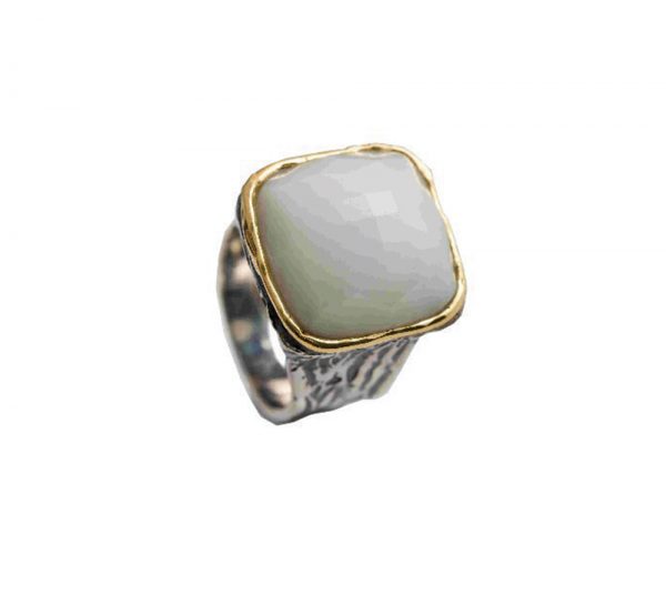 Fantasy square cortex ring