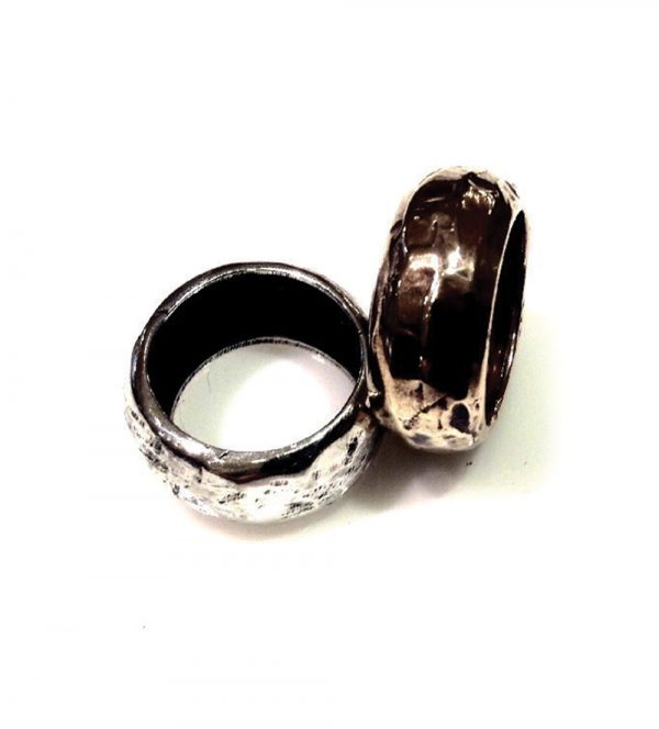 Silver cummerband ring